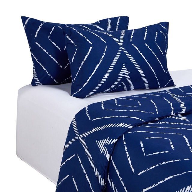 Beau Quilt Cover Set - Queen Bed, Blue