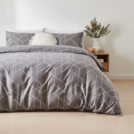 Jesse Quilt Cover Set - Queen Bed, Grey