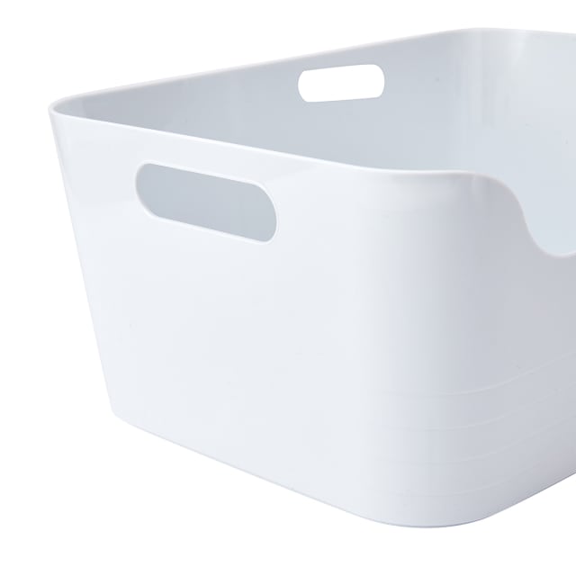 Medium White Cut Out Edge Tub