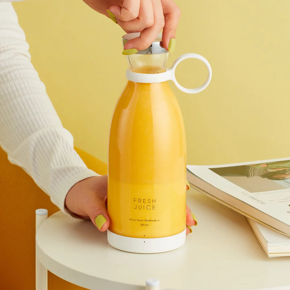Portable Electric Juicer Cup