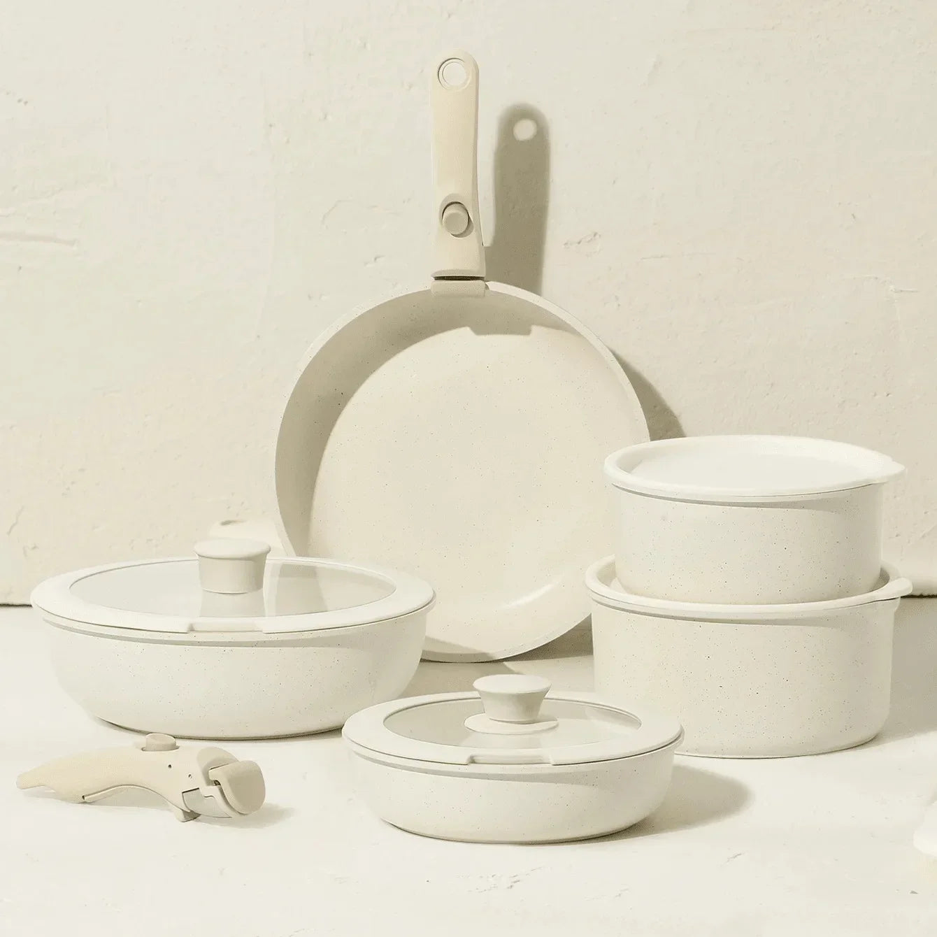 Cookware Set with Removable Handle